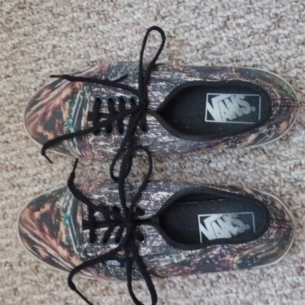 City scene vans